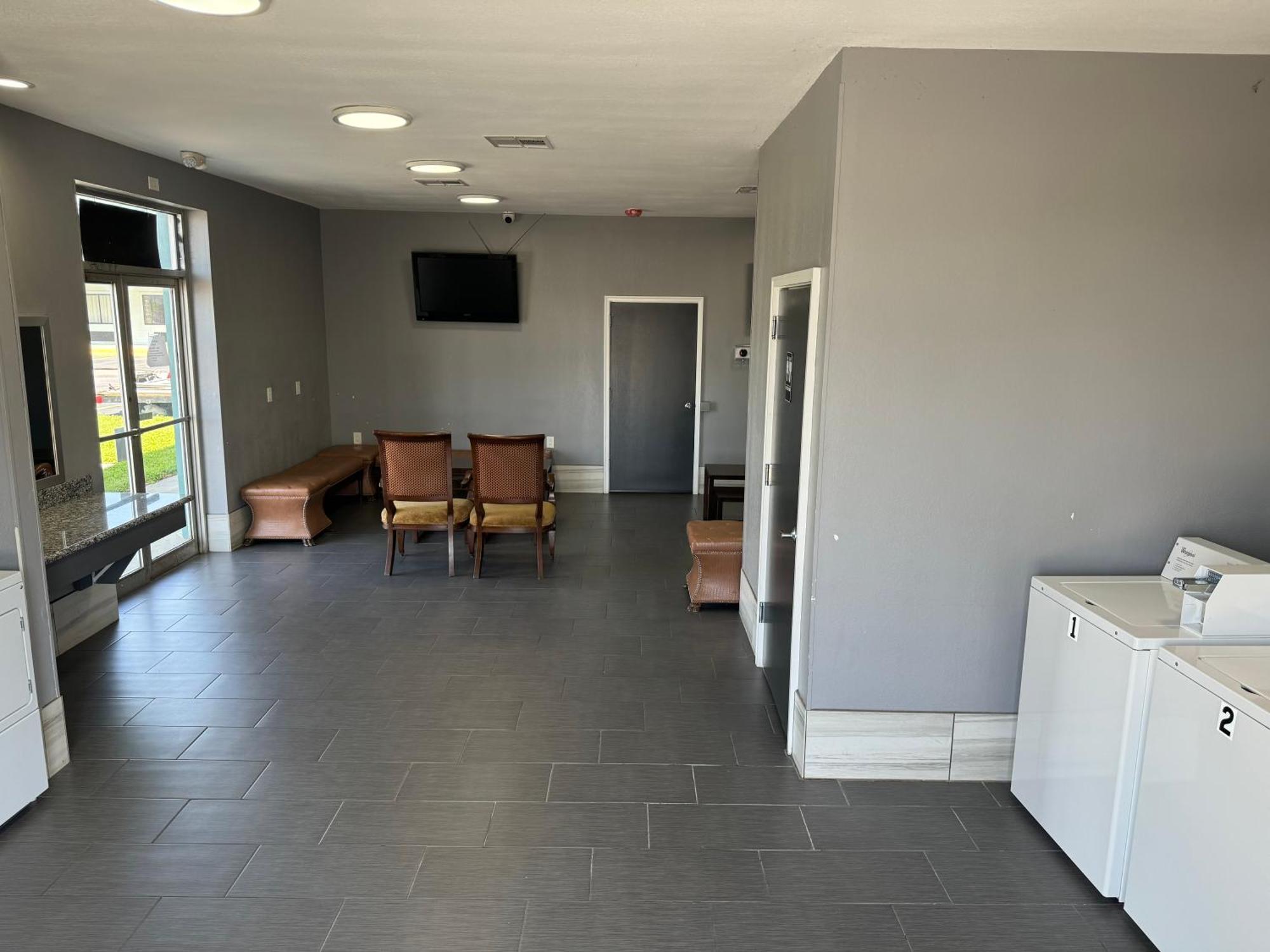 Nola Inn & Suites New Orleans Bagian luar foto