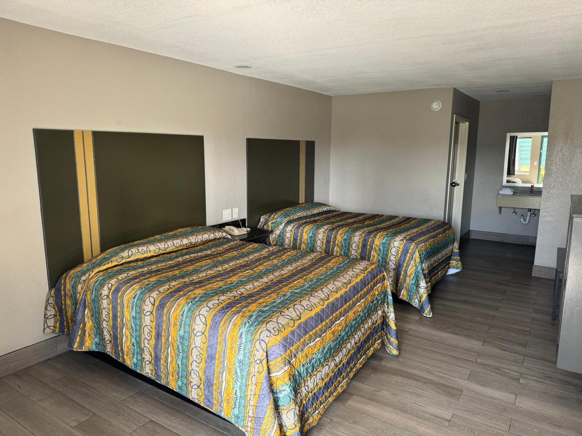 Nola Inn & Suites New Orleans Bagian luar foto