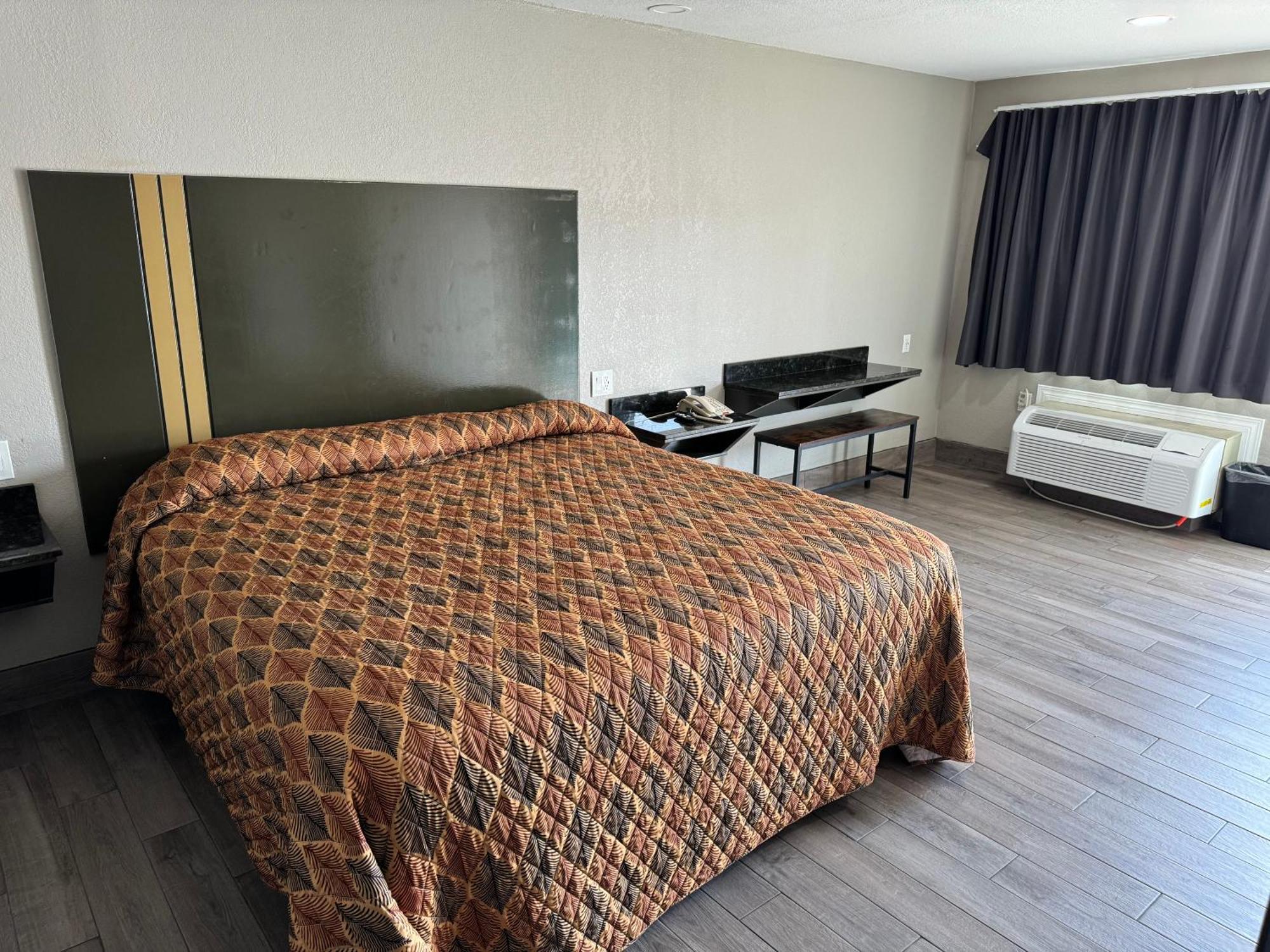 Nola Inn & Suites New Orleans Bagian luar foto