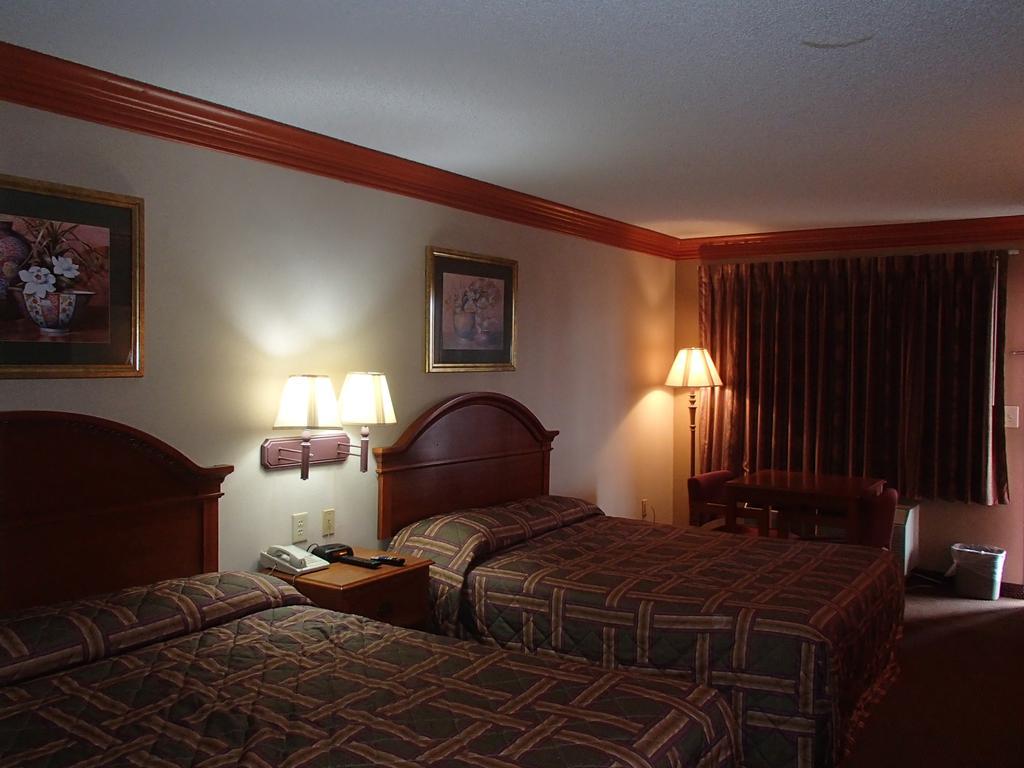 Nola Inn & Suites New Orleans Bagian luar foto