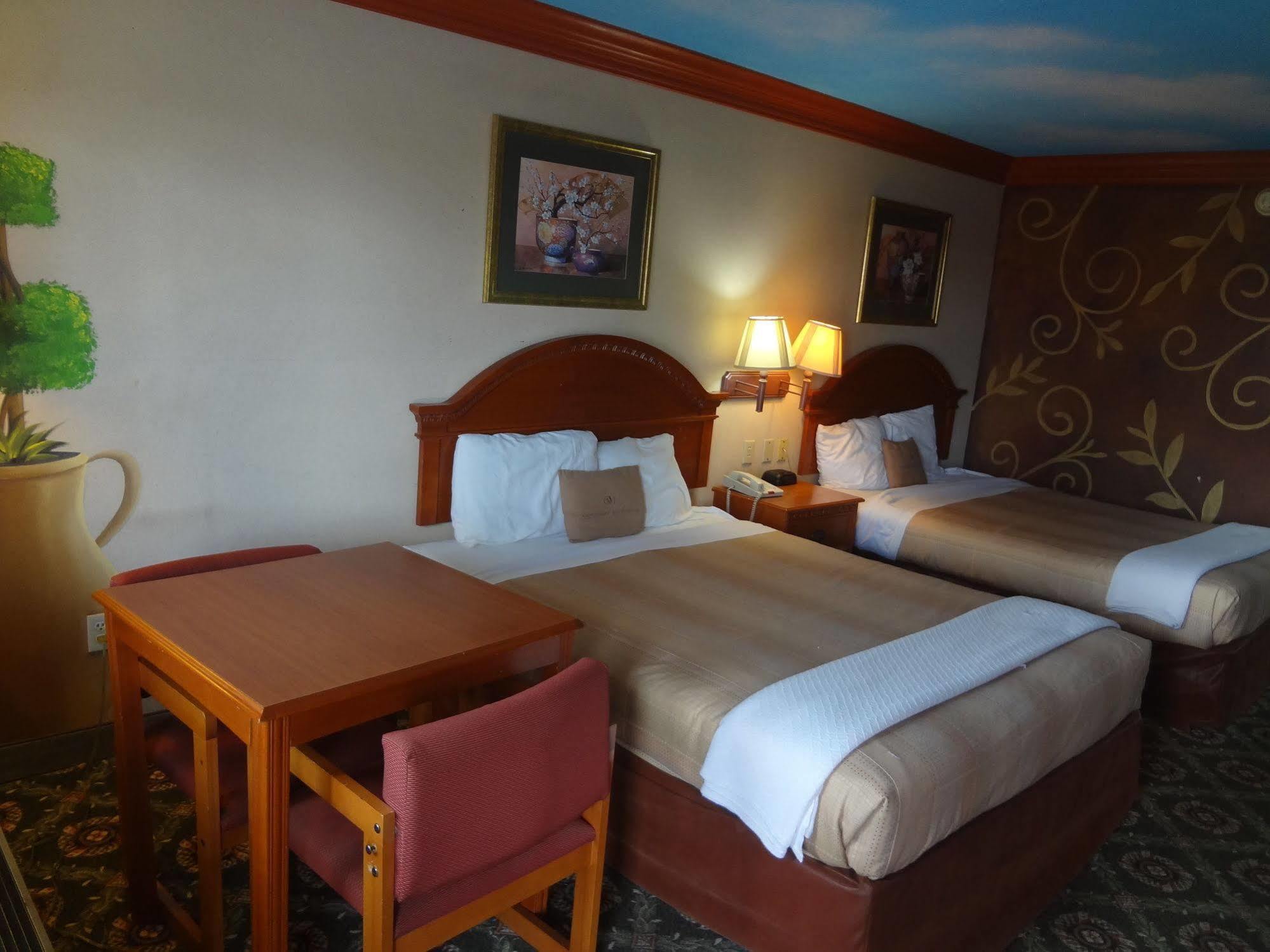 Nola Inn & Suites New Orleans Bagian luar foto